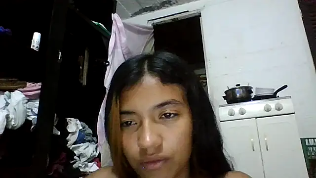 canelita0510 online show from 06.30.26