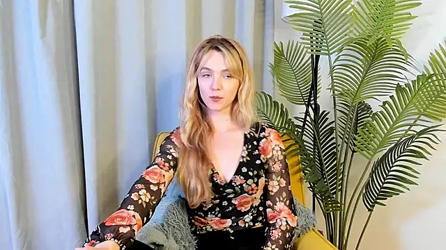 MarielRoloson online show from 06.15.26