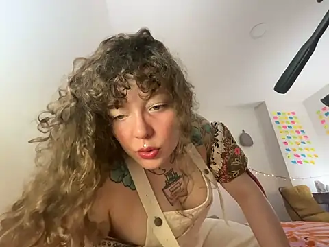 Snapshot of antonellastonnn chatting on 06.14.26 antonellastonnn online show from 06.14.26