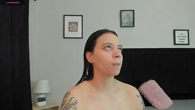 Snapshot of Sara_B chatting on 07.13.26 Sara B online show from 07.13.26