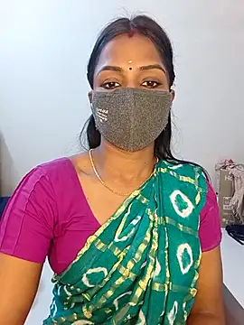 Snapshot of YALINITWO7_TAMIL chatting on 07.06.26 YALINITWO7 TAMIL online show from 07.06.26