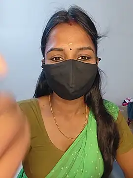 Snapshot of YALINITWO7_TAMIL chatting on 07.16.26 YALINITWO7 TAMIL online show from 07.16.26