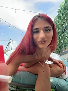 Snapshot of VixenRosse chatting on 07.07.26 VixenRosse online show from 07.07.26
