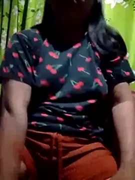 Snapshot of HotPussyPinay chatting on 06.16.26 HotPussyPinay online show from 06.16.26