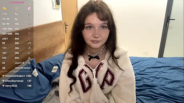 Snapshot of Ela_Wish chatting on 07.18.26 Ela Wish online show from 07.18.26