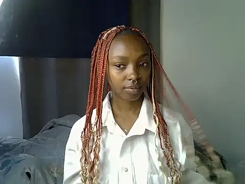 Petiteliz online show from 06.16.26