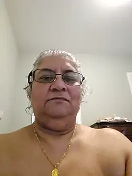 Snapshot of MistressRetribution chatting on 06.18.26 MistressRetribution online show from 06.18.26