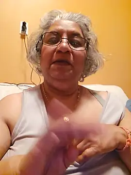 Snapshot of MistressRetribution chatting on 06.25.26 MistressRetribution online show from 06.25.26