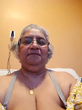 Snapshot of MistressRetribution chatting on 06.27.26 MistressRetribution online show from 06.27.26