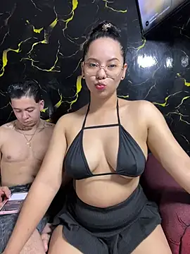 ColombianSexyCouple  online show from 07.19.26