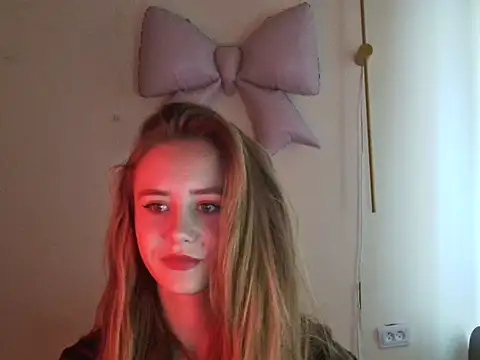 Snapshot of MyLittle_Flame_ chatting on 07.03.26 MyLittle Flame online show from 07.03.26