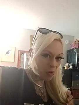 in my bunny online show from 06.23.26