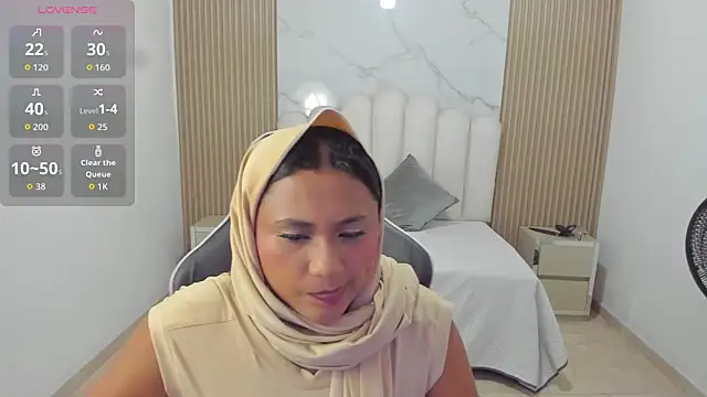 Snapshot of Maissa_nakier chatting on 06.21.26 Maissa nakier online show from 06.21.26