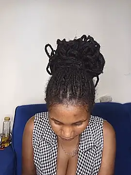 Snapshot of Holy_Virgin chatting on 07.31.26 Holy Virgin online show from 07.31.26