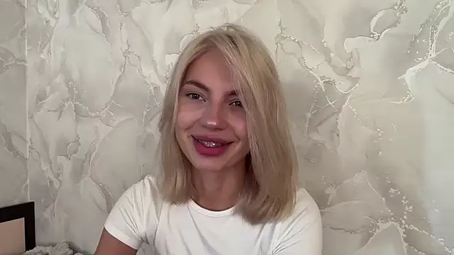 SweetBerryes online show from 06.25.26