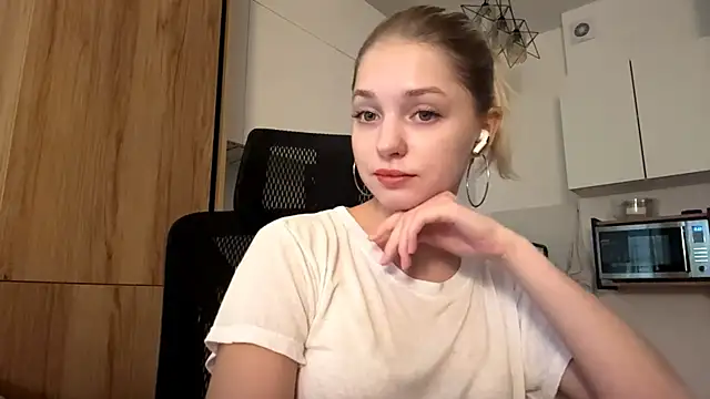 EveryoneEve online show from 07.22.26