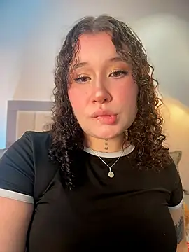 Doll Ivy online show from 07.01.26