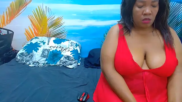 CURVYELEGANCExxx online show from 07.20.26