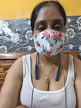 Snapshot of Garimaa_Cherry chatting on 06.27.26 Garimaa Cherry online show from 06.27.26
