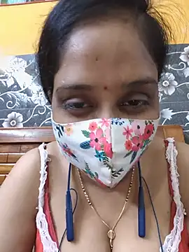 Snapshot of Garimaa_Cherry chatting on 07.20.26 Garimaa Cherry online show from 07.20.26