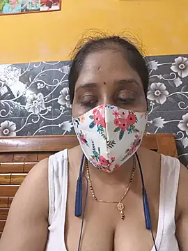 Snapshot of Garimaa_Cherry chatting on 07.21.26 Garimaa Cherry online show from 07.21.26