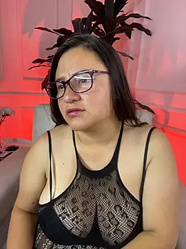 Snapshot of LuisAny chatting on 07.19.26 LuisAny online show from 07.19.26