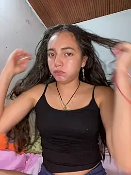 Julia valentina online show from 07.13.26