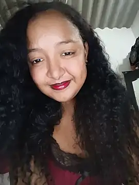 HeLiSa69ebony online show from 08.03.26