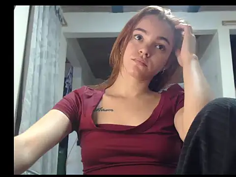 Snapshot of estrella-cutte chatting on 07.01.26 estrella-cutte online show from 07.01.26