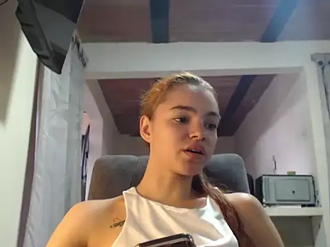 Snapshot of estrella-cutte chatting on 07.21.26 estrella-cutte online show from 07.21.26