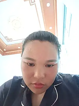 Snapshot of Holy-mi chatting on 06.25.26 Holy-mi online show from 06.25.26