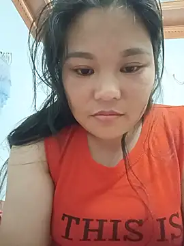Snapshot of Holy-mi chatting on 07.16.26 Holy-mi online show from 07.16.26