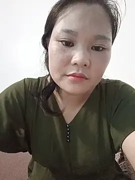 Snapshot of Holy-mi chatting on 08.07.26 Holy-mi online show from 08.07.26