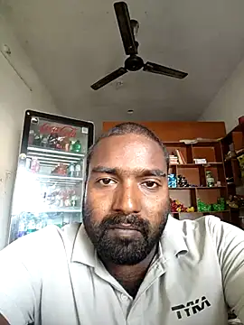Snapshot of TinyBoy27 chatting on 06.21.26 TinyBoy27 online show from 06.21.26