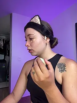 mia bornner online show from 07.08.26