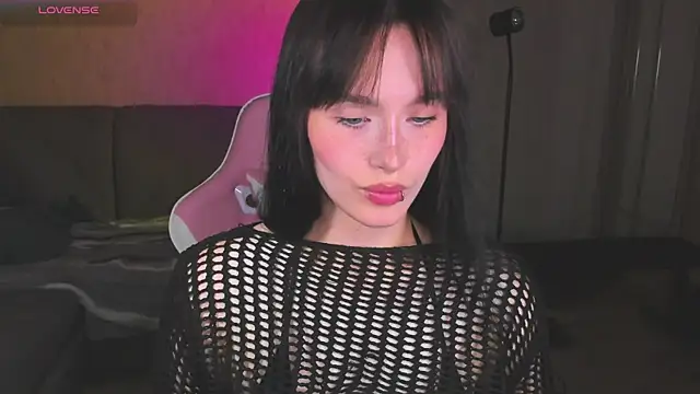 Demi Corn online show from 07.03.26