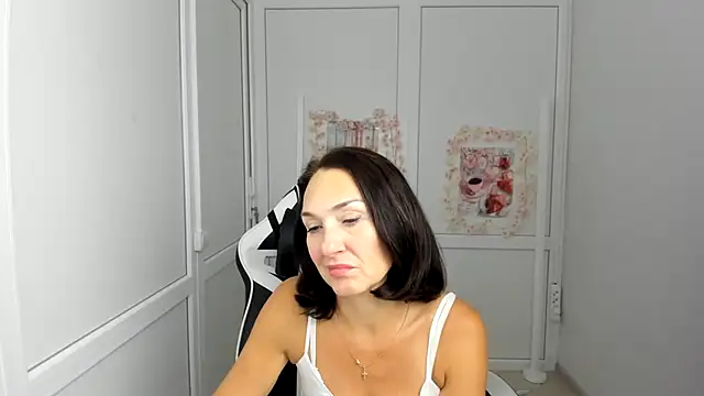 OliviaKateee online show from 07.18.26