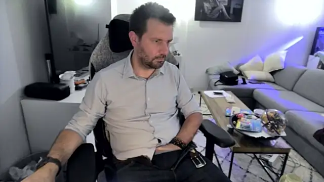 Snapshot of pc92160 chatting on 07.28.26 pc92160 online show from 07.28.26