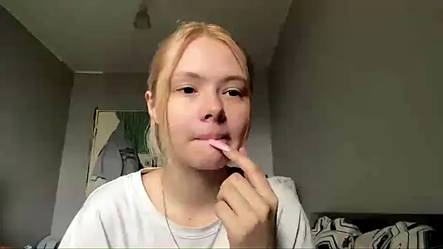 Snapshot of Jeneienal_1 chatting on 06.29.26 Jeneienal 1 online show from 06.29.26
