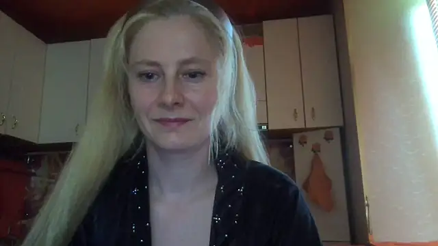 Vexieeka online show from 07.15.26