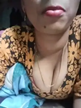 Snapshot of Mian_Khalifa_143 chatting on 07.16.26 Mian Khalifa 143 online show from 07.16.26