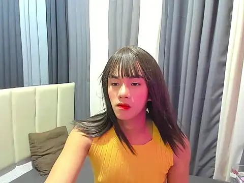 EllieTan online show from 08.06.26