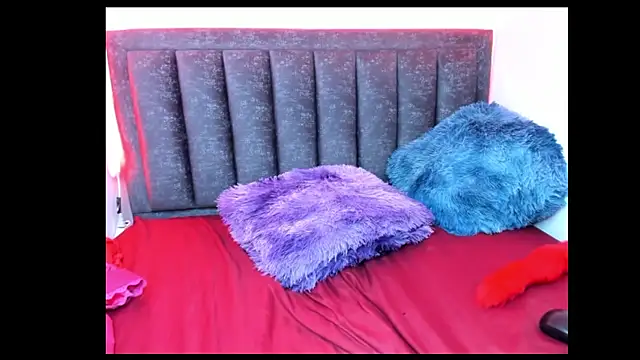 Snapshot of esmeralda-hot69 chatting on 07.14.26 esmeralda-hot69 online show from 07.14.26