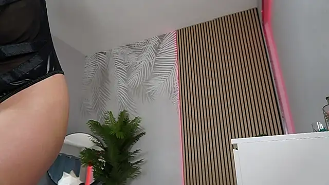 RaveBunny  online show from 06.28.26
