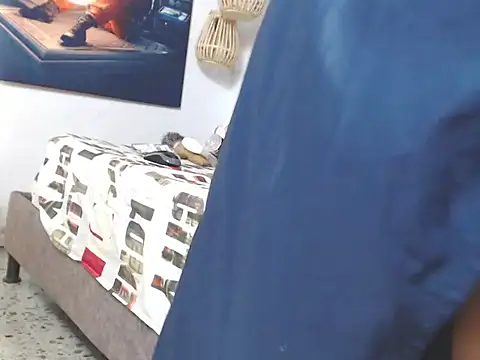 Hotchantal1 online show from 07.04.26