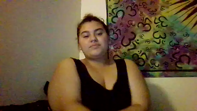 Snapshot of Juiceyrosey420 chatting on 07.25.26 Juiceyrosey420 online show from 07.25.26