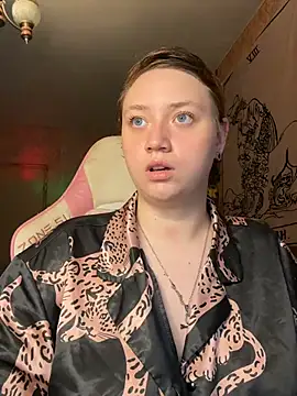 lily shamy online show from 07.07.26