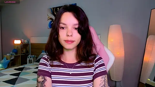 Snapshot of Maya_Campbell chatting on 07.08.26 Maya Campbell online show from 07.08.26