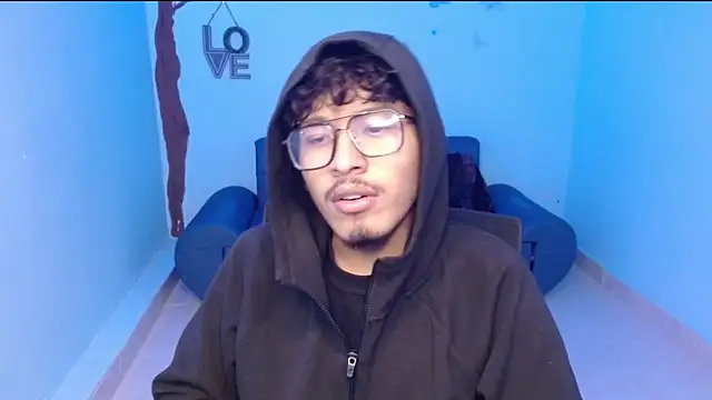 Snapshot of king_mathew chatting on 07.12.26 king mathew online show from 07.12.26