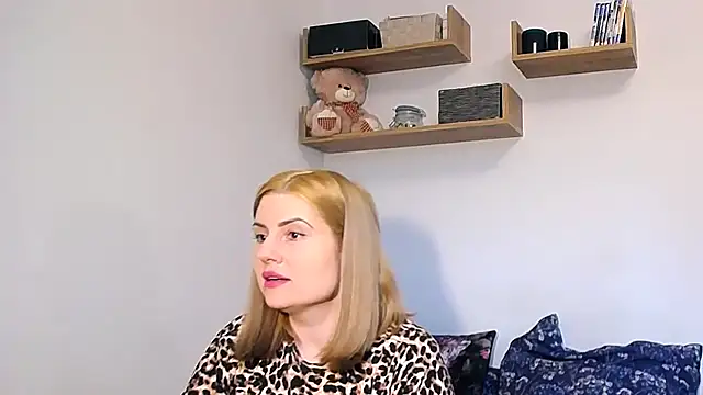 Snapshot of alisenties chatting on 03.02.26 alisenties online show from 03.02.26